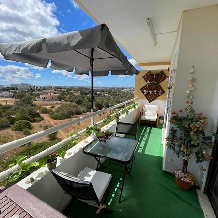 Cozy Sunny Apartment Wi-Fi & Ac Алвор Екстериор снимка